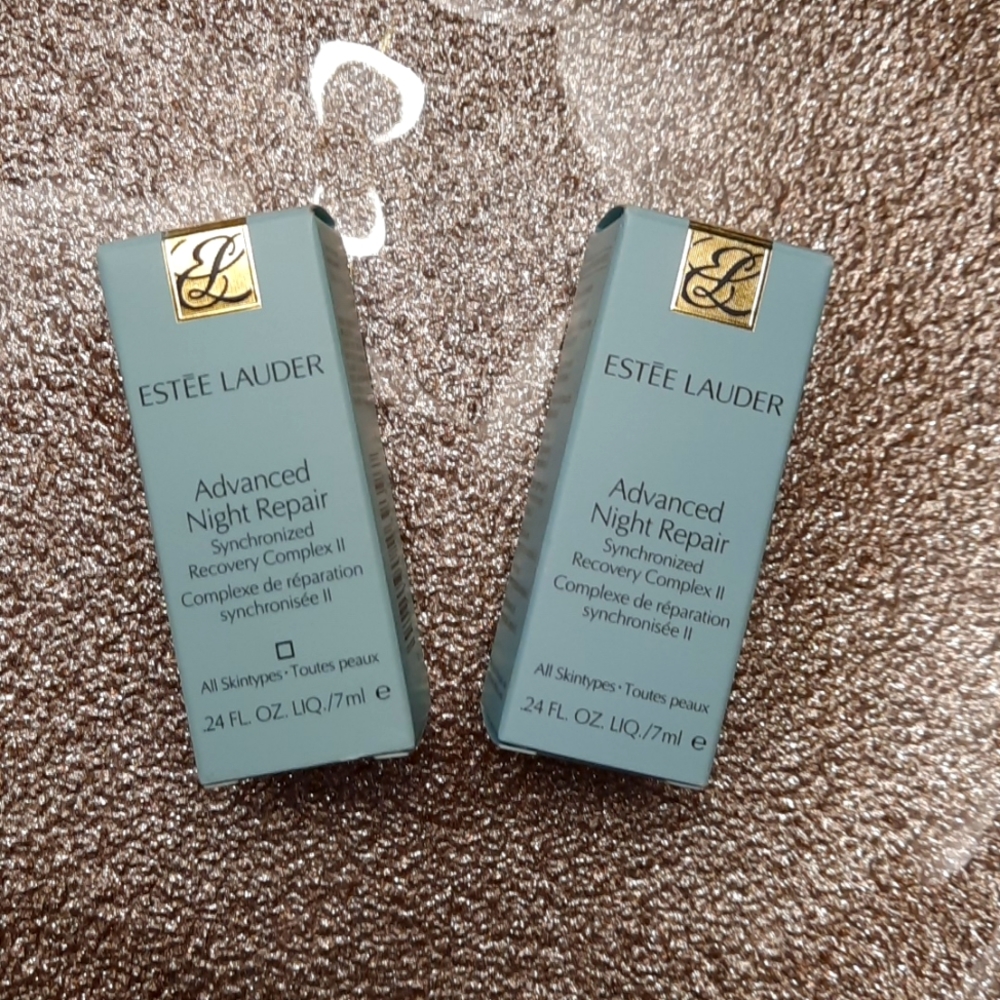 *NIB* ESTEE LAUDER ADVANCED Night Repair Serum Qty 1